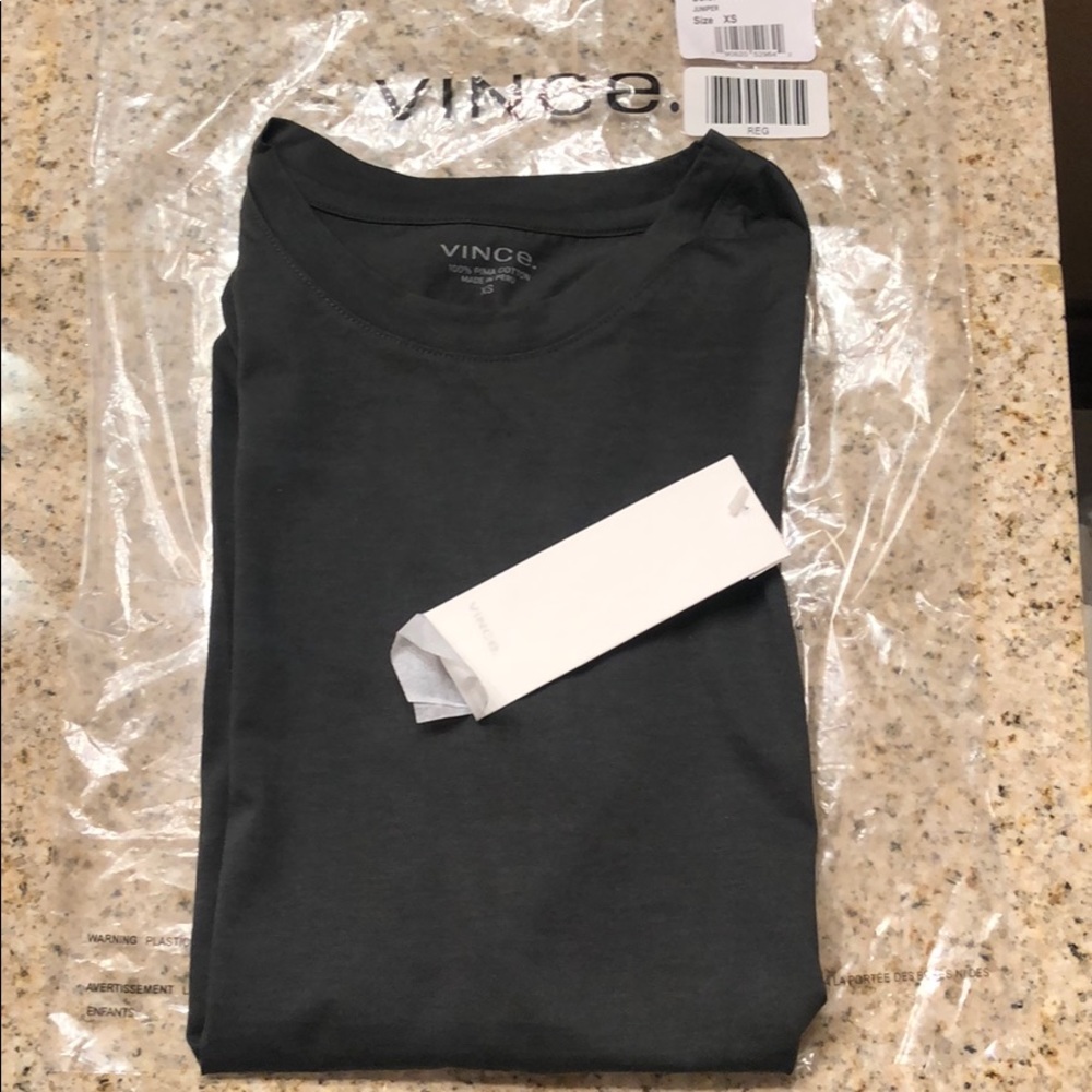 Vince NWT crew neck t-shirt size XS